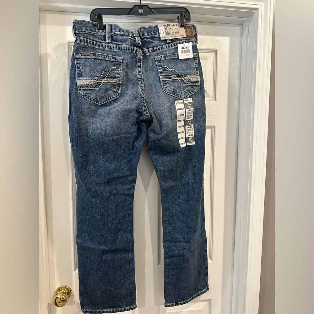 Ariat M-SERIES M4 relaxed straight leg jeans